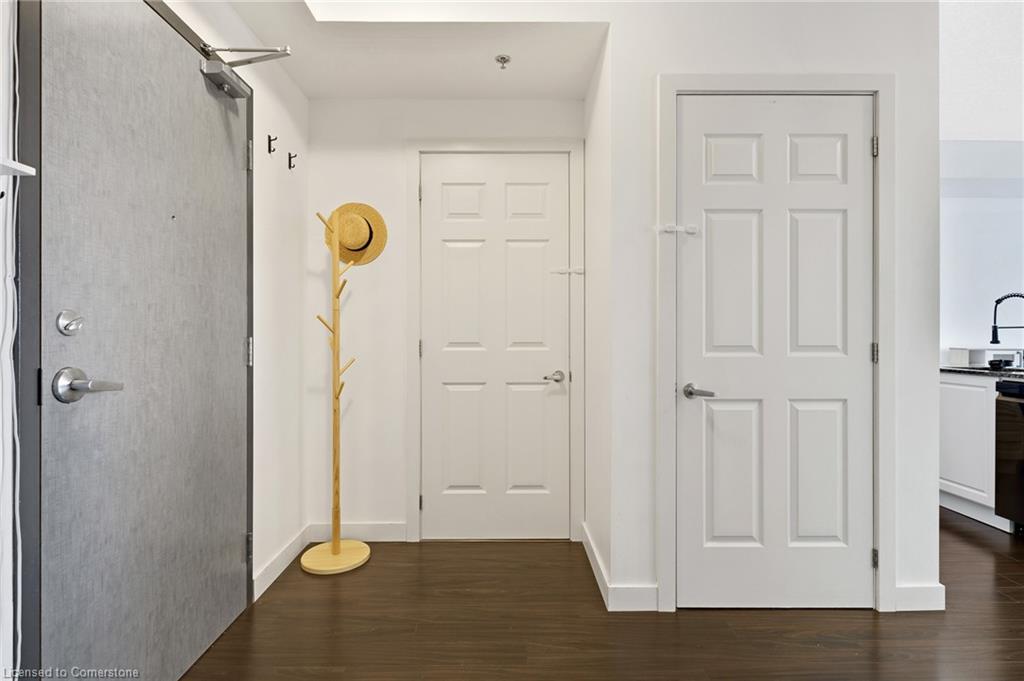 507-150 Water Street N Property Photo 24