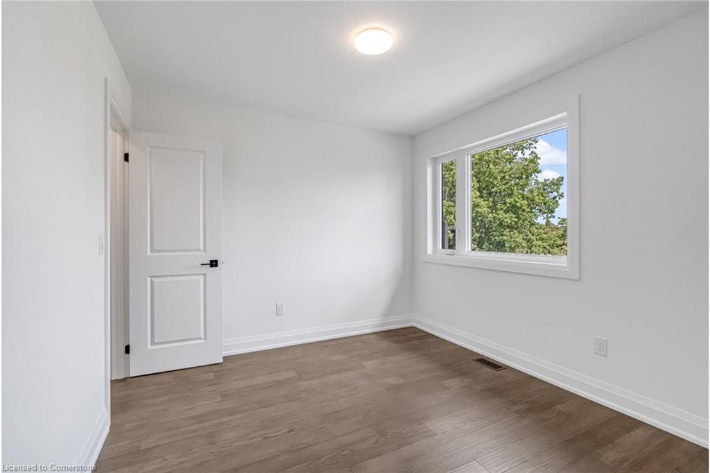 5-2154 Walkers Line Property Photo 18
