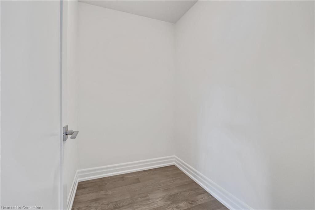7-2154 Walkers Line Property Photo 34
