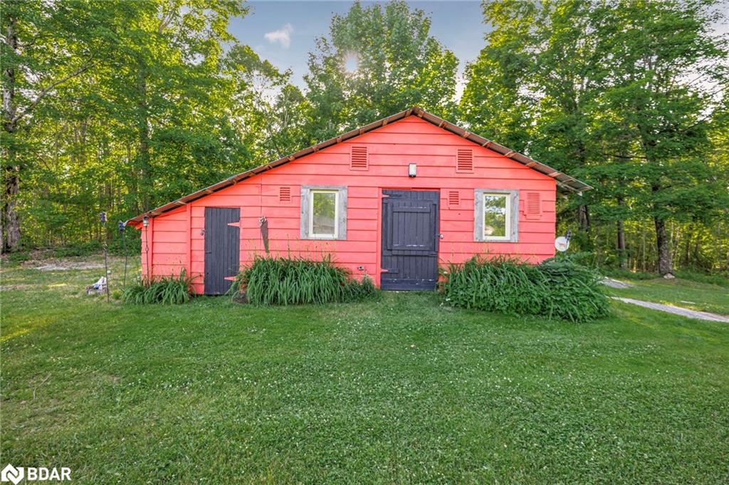 1559 118 Highway E Property Photo 7