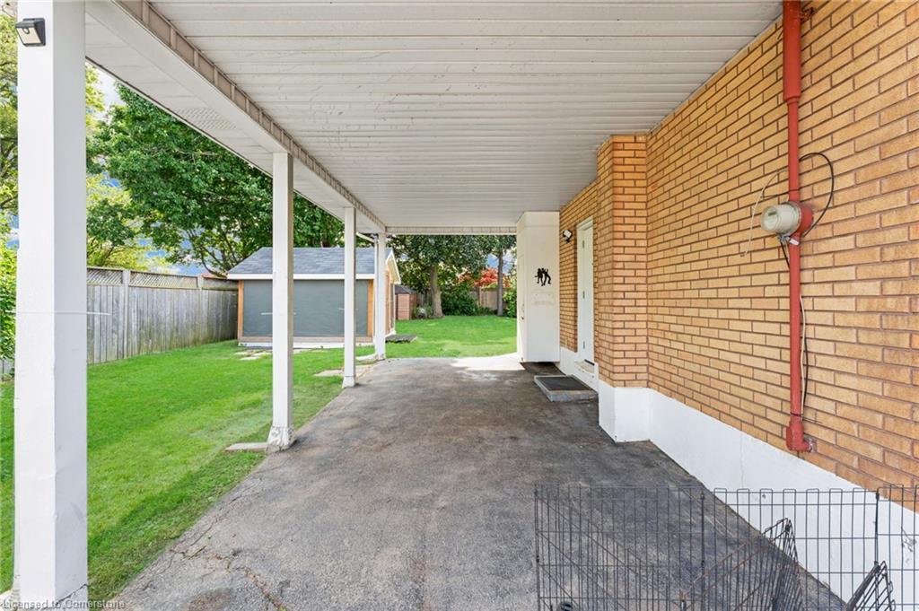 293 King George Road Property Photo 39