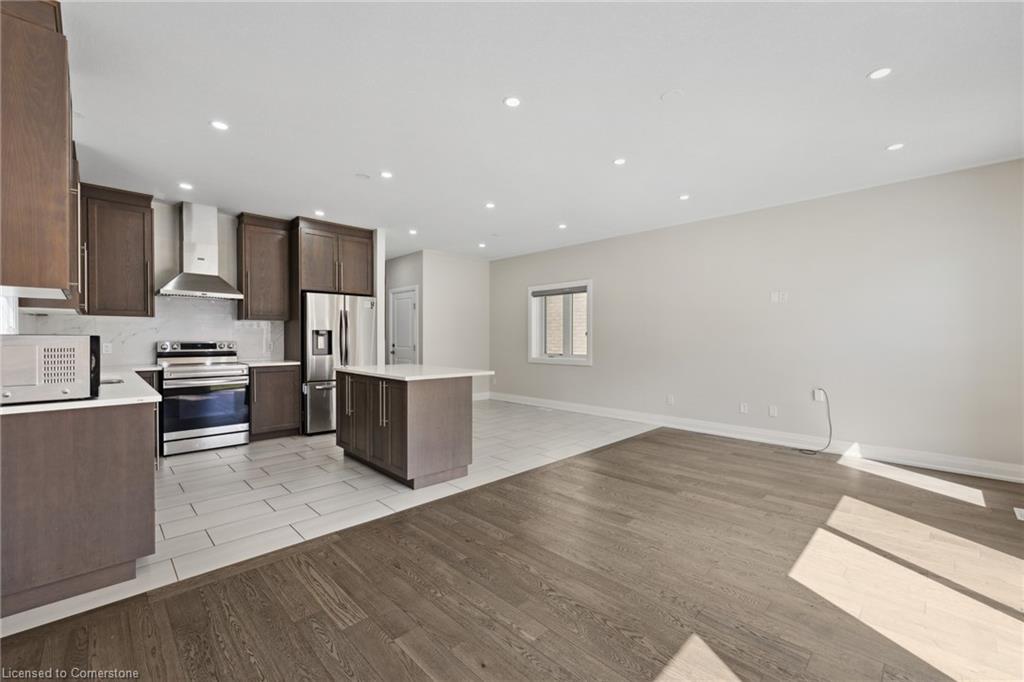 135 Ian Ormston Drive Property Photo 10