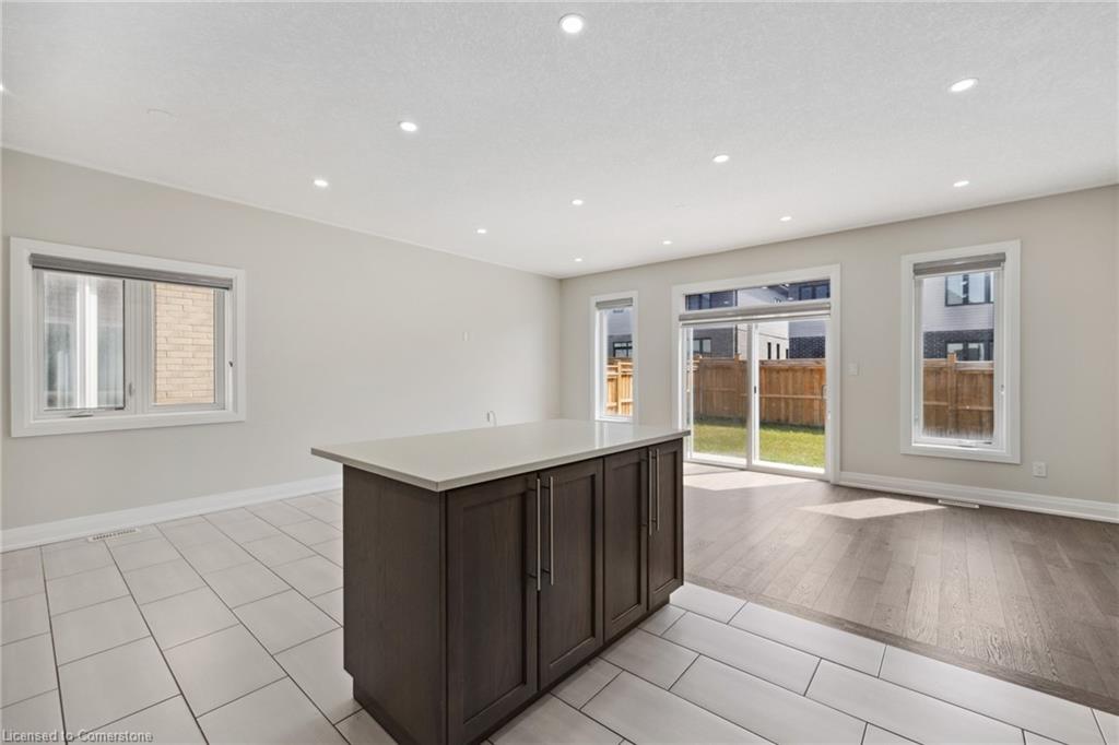 135 Ian Ormston Drive Property Photo 14