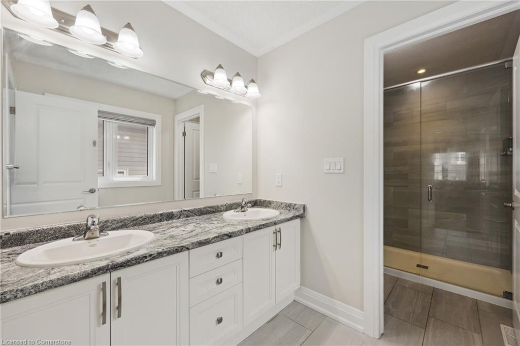 135 Ian Ormston Drive Property Photo 21
