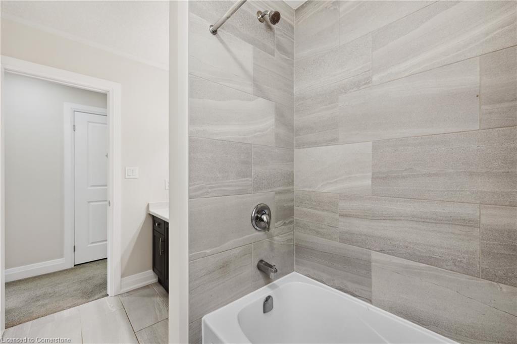 135 Ian Ormston Drive Property Photo 24