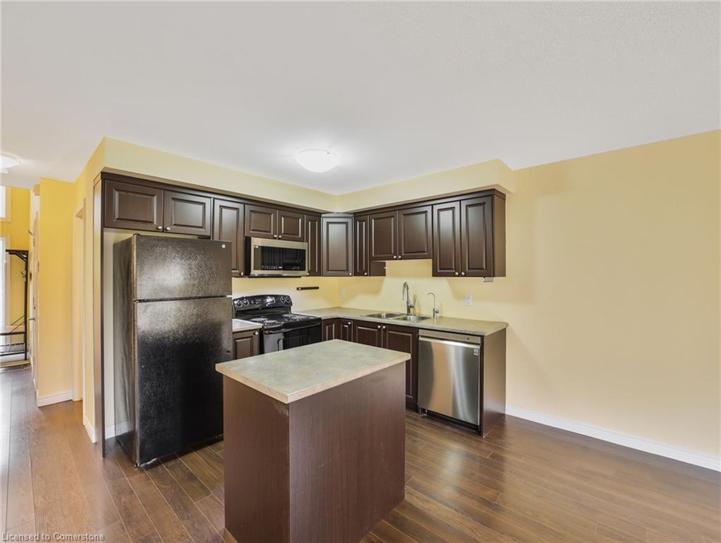 90-20 Mcconkey Crescent Property Photo 13