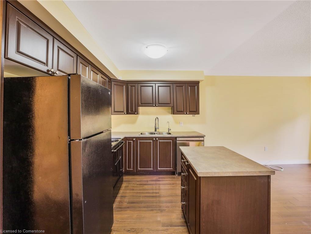 90-20 Mcconkey Crescent Property Photo 14