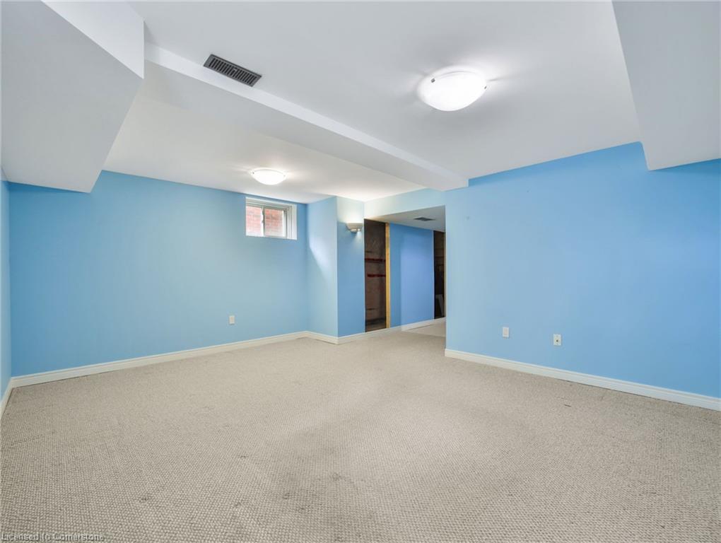 90-20 Mcconkey Crescent Property Photo 37