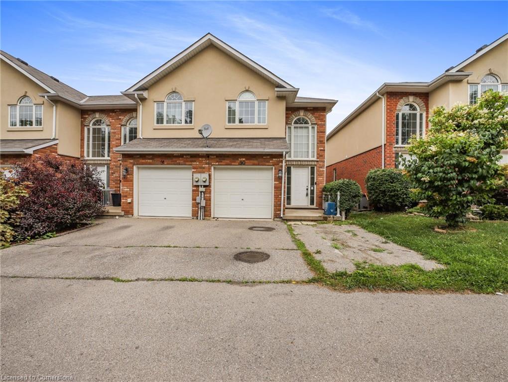 90-20 Mcconkey Crescent Property Photo 2