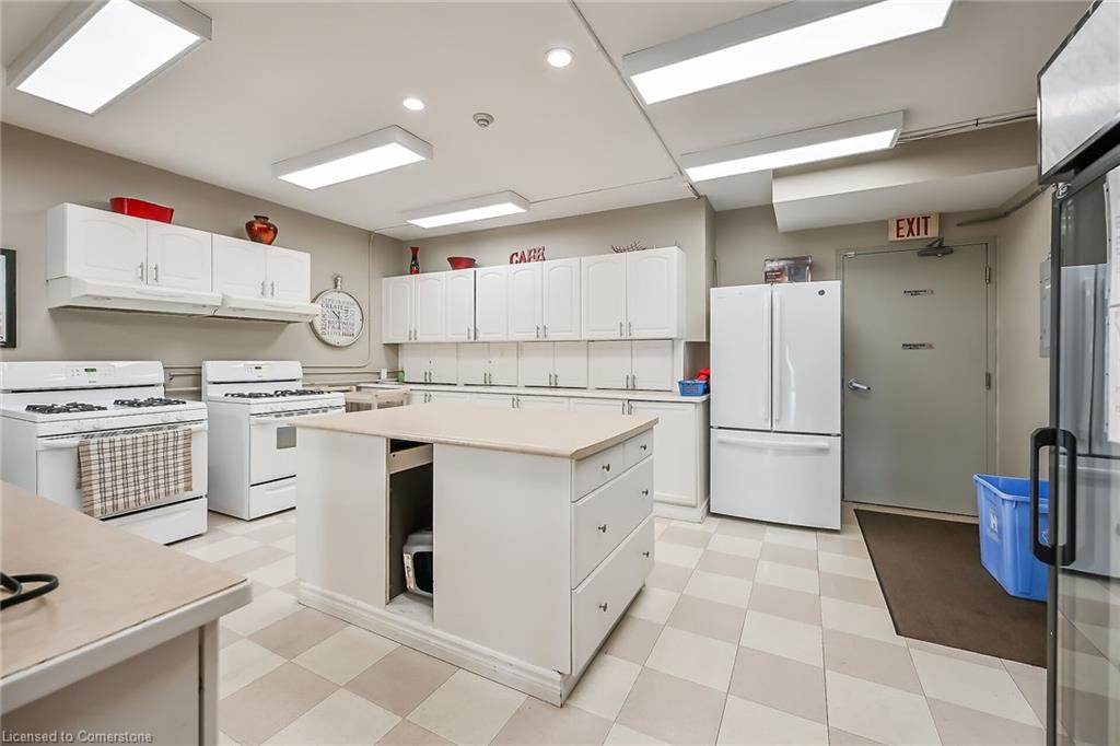 43 Twentyplace Boulevard Property Photo 31