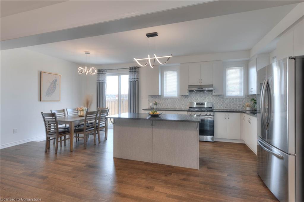 22 Saxony St Property Photo 14