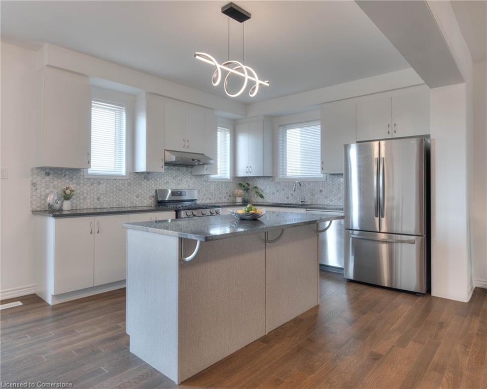 22 Saxony St Property Photo 16