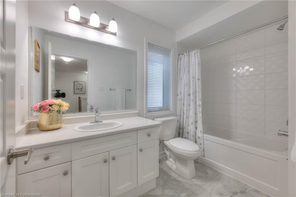 22 Saxony St Property Photo 32