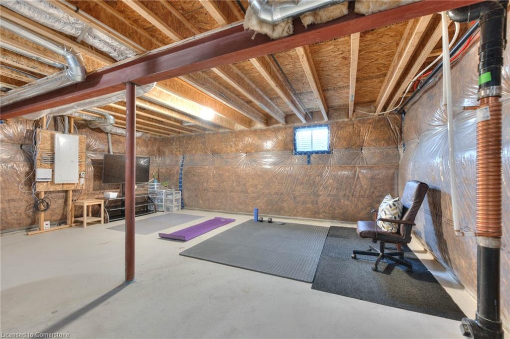 22 Saxony St Property Photo 36