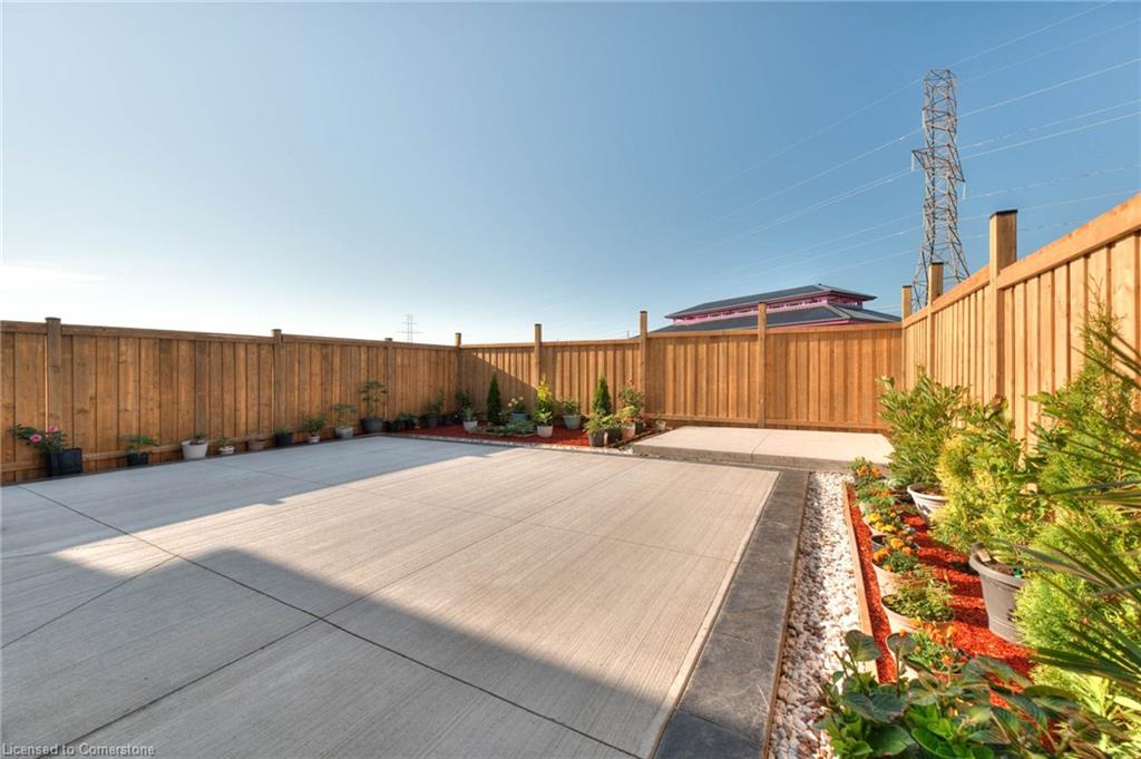 22 Saxony St Property Photo 39