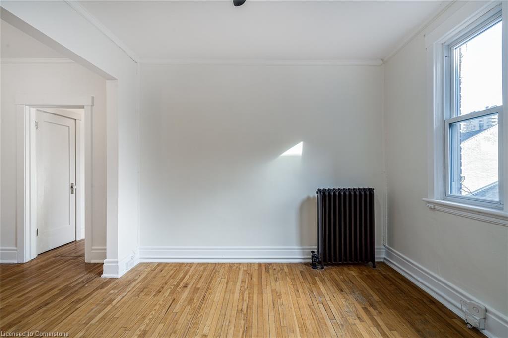 10-285 King Street W Property Photo 27