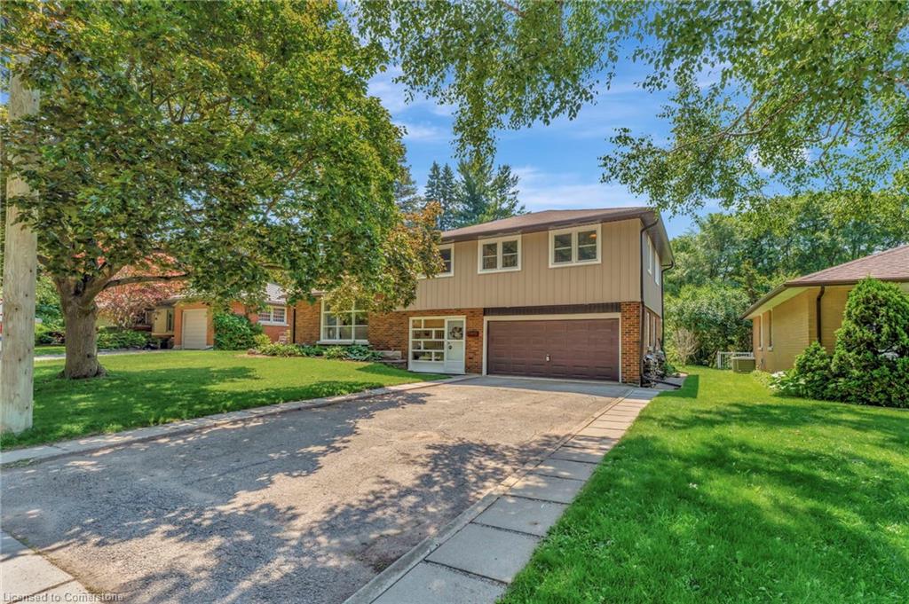 66 Highland Crescent Property Photo 1