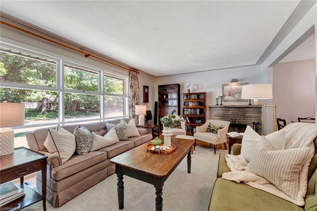 66 Highland Crescent Property Photo 6