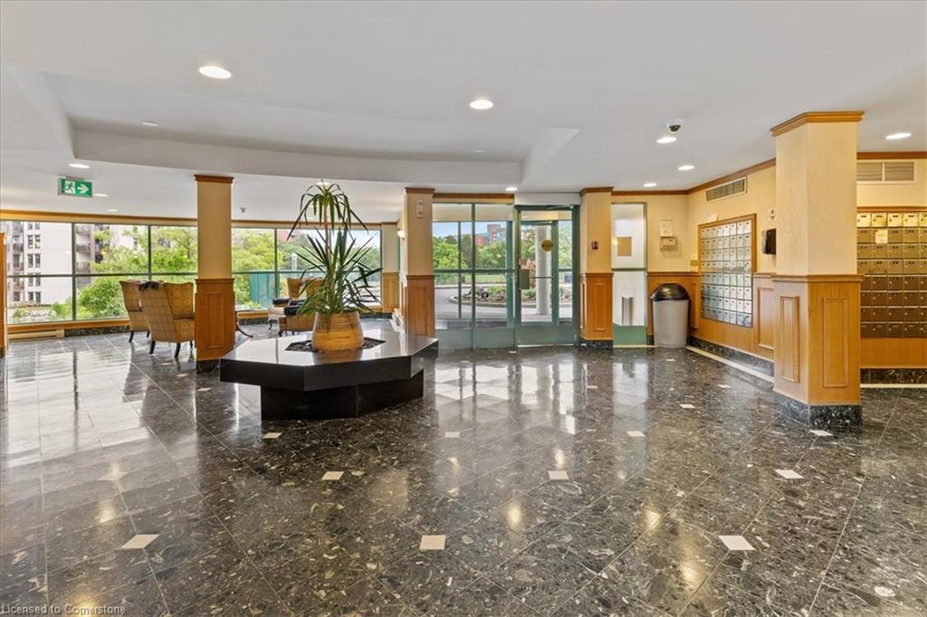 201-30 Blue Springs Drive Property Photo 11