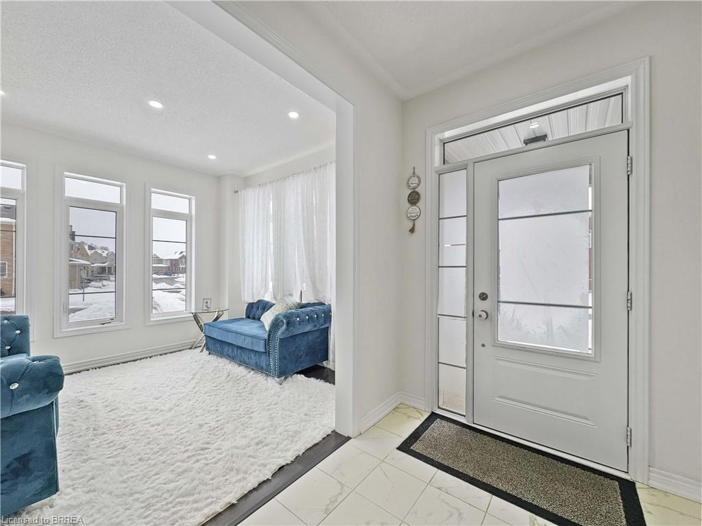 37 Drake Avenue Property Photo 11