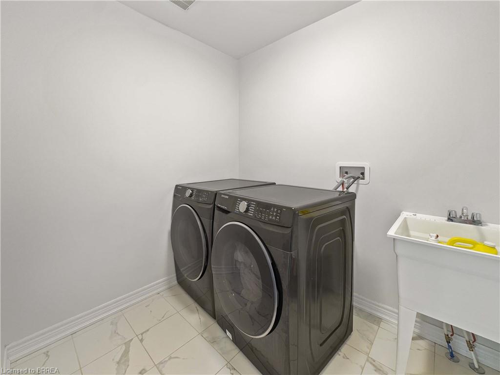 37 Drake Avenue Property Photo 14