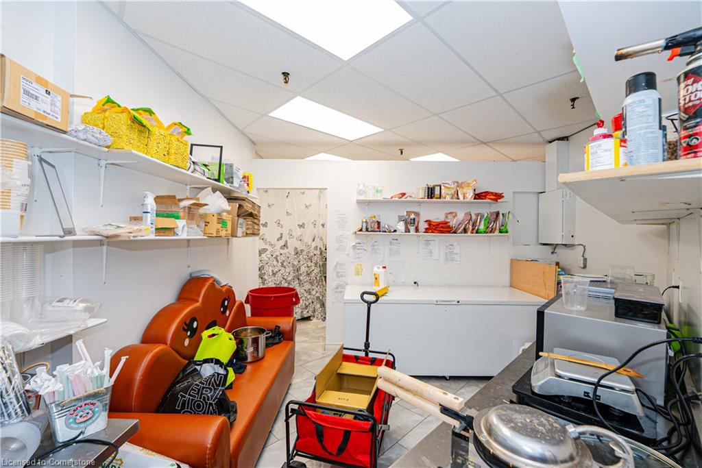 G15-2340 Dundas Street W Property Photo 23