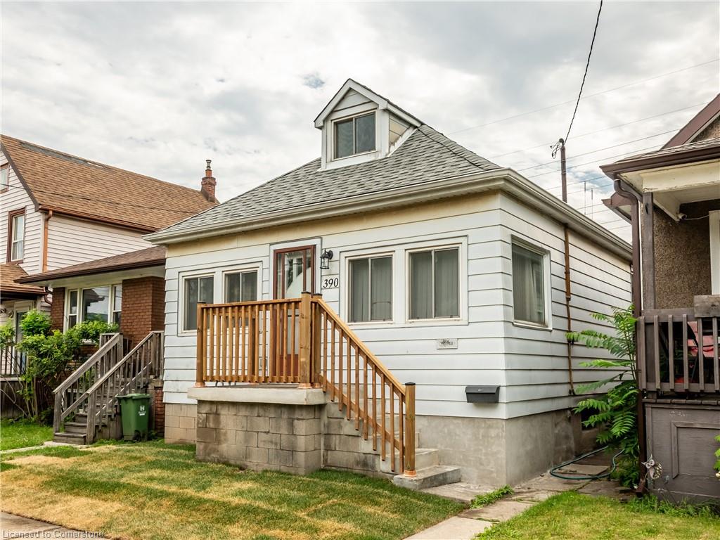 390 Paling Avenue Property Photo 1