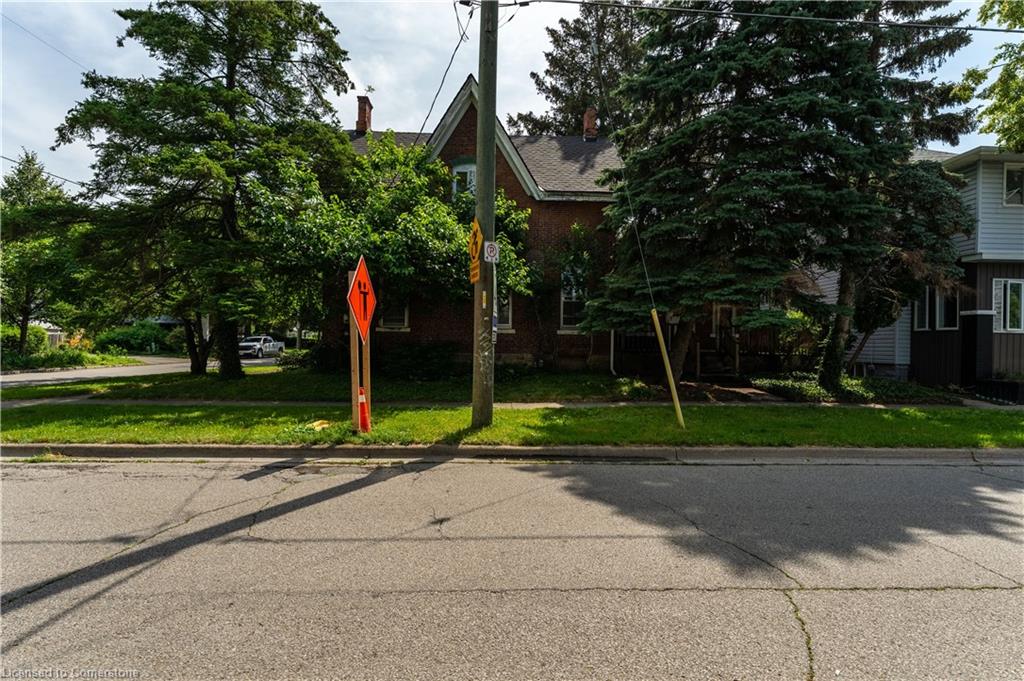 6 Henry Street Property Photo 7