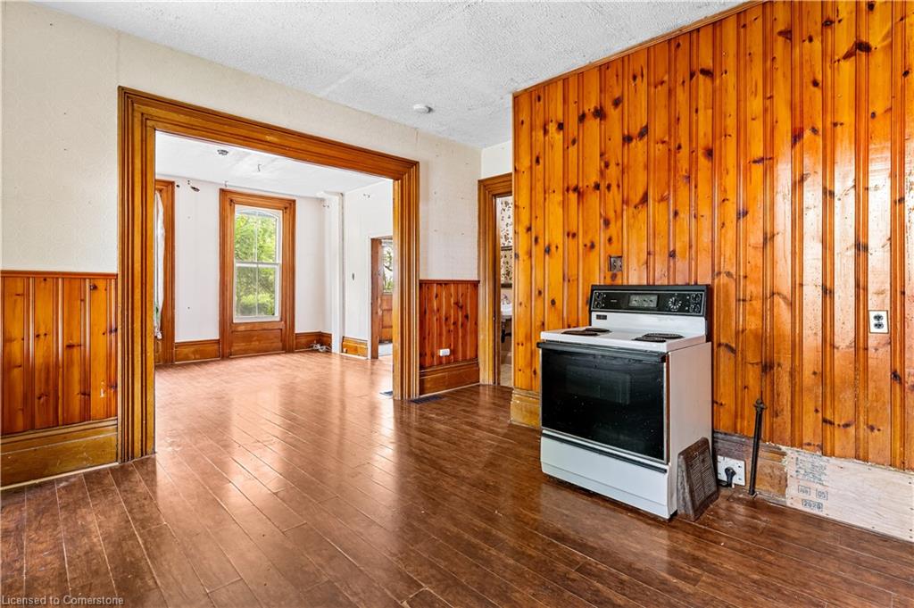 6 Henry Street Property Photo 25