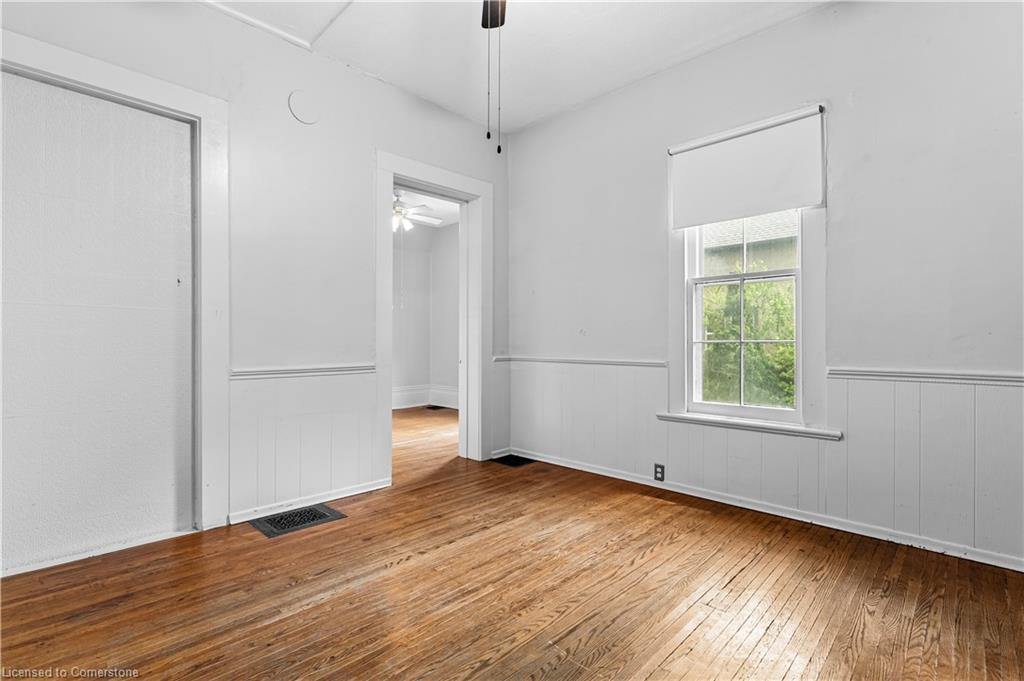 6 Henry Street Property Photo 29