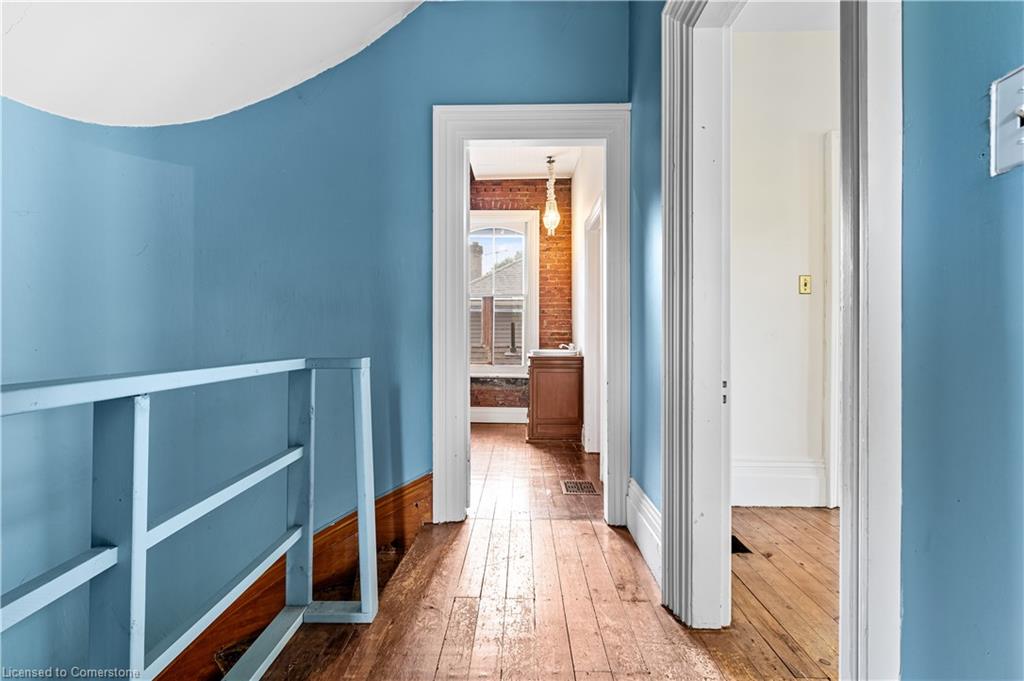 6 Henry Street Property Photo 36