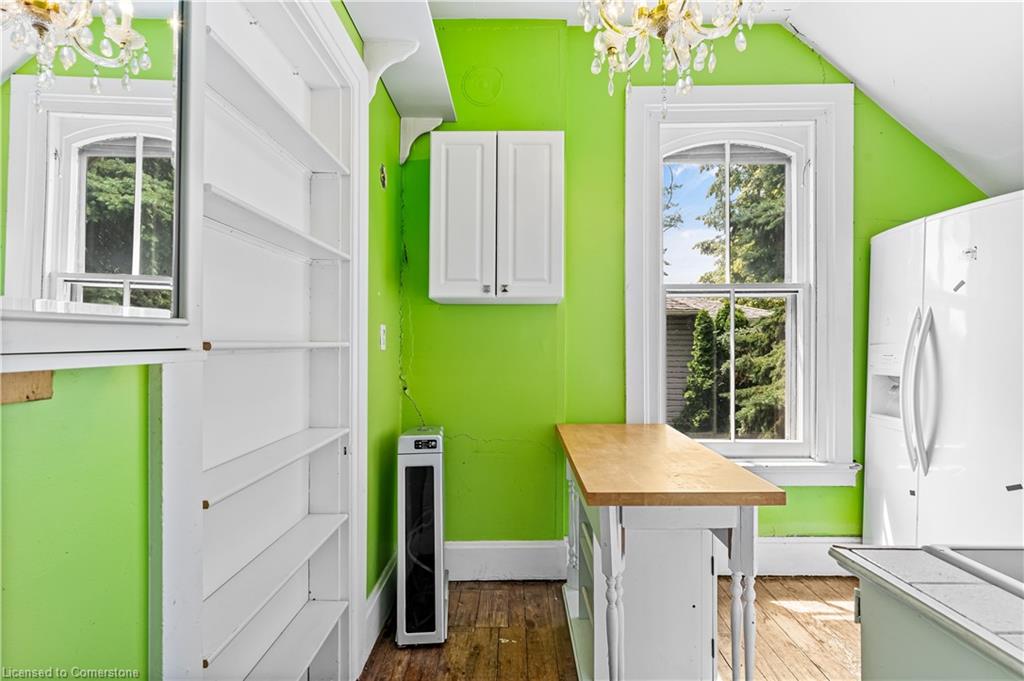 6 Henry Street Property Photo 41