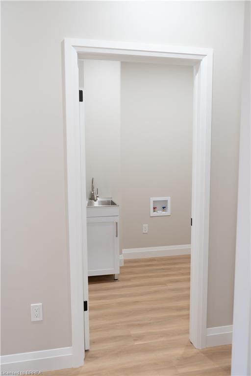 94 Vanrooy Trail Property Photo 19