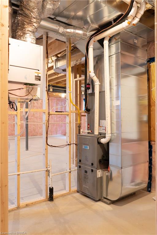 94 Vanrooy Trail Property Photo 33