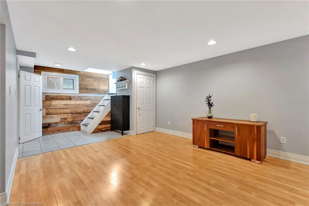 635 Inverness Avenue Property Photo 21