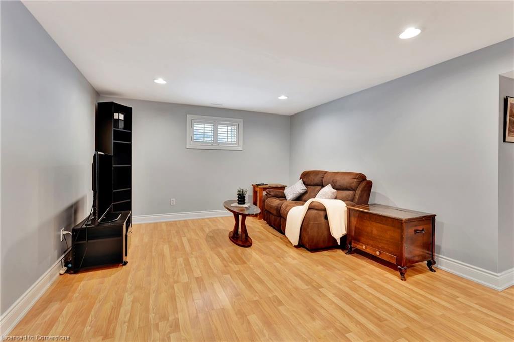 635 Inverness Avenue Property Photo 23