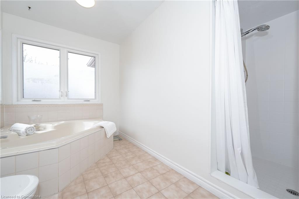2485 Newport Street Property Photo 31