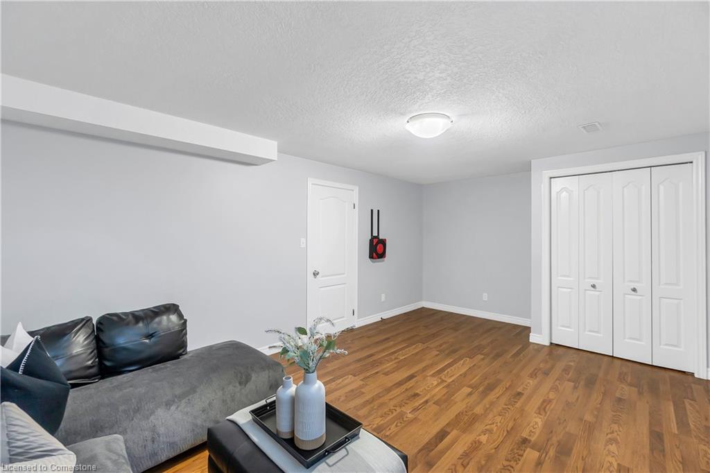 48 Clough Crescent Property Photo 30