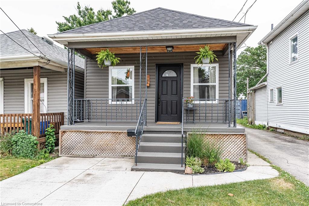 18 Ellis Avenue Property Photo 1