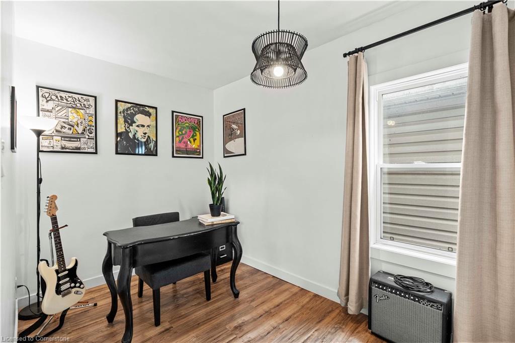 18 Ellis Avenue Property Photo 16
