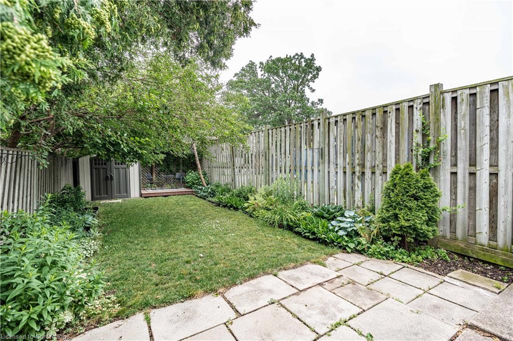 18 Ellis Avenue Property Photo 40