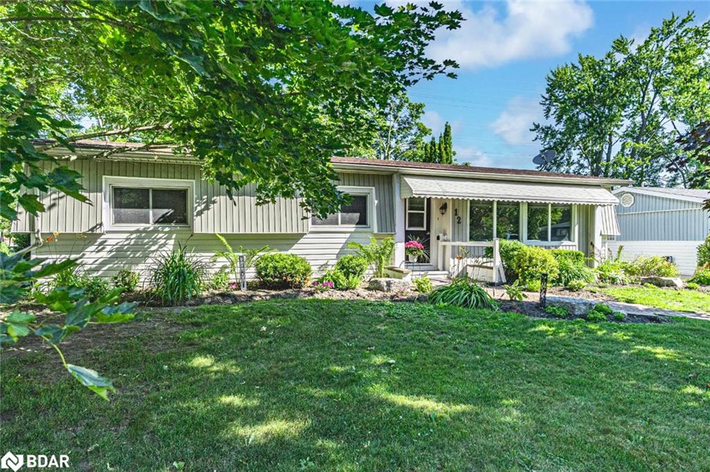 12 Flora Court Property Photo 1