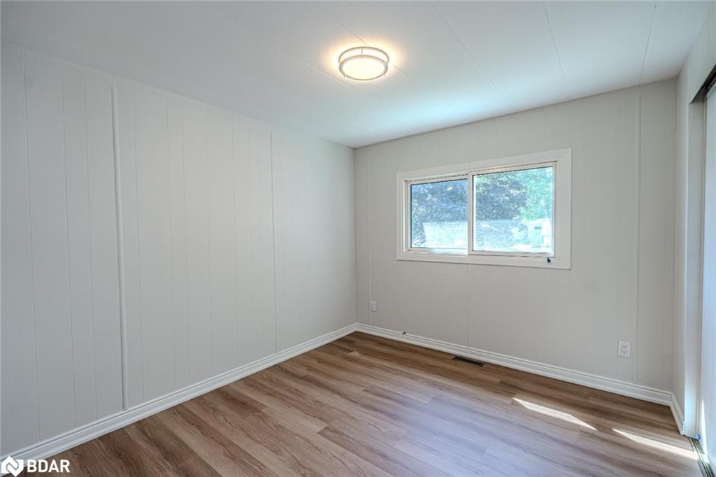 12 Flora Court Property Photo 8
