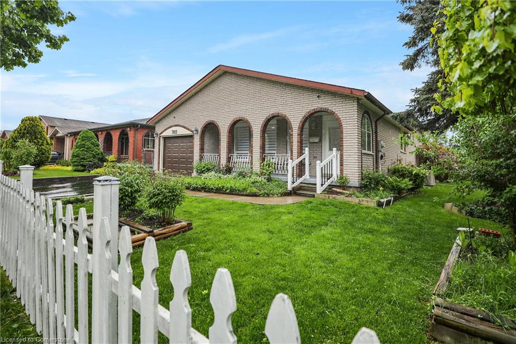 7812 Badger Road Property Photo 3