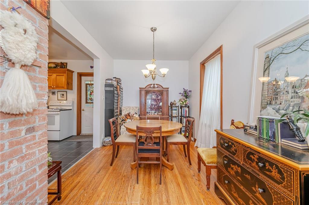 24 Hillcrest Avenue Property Photo 7