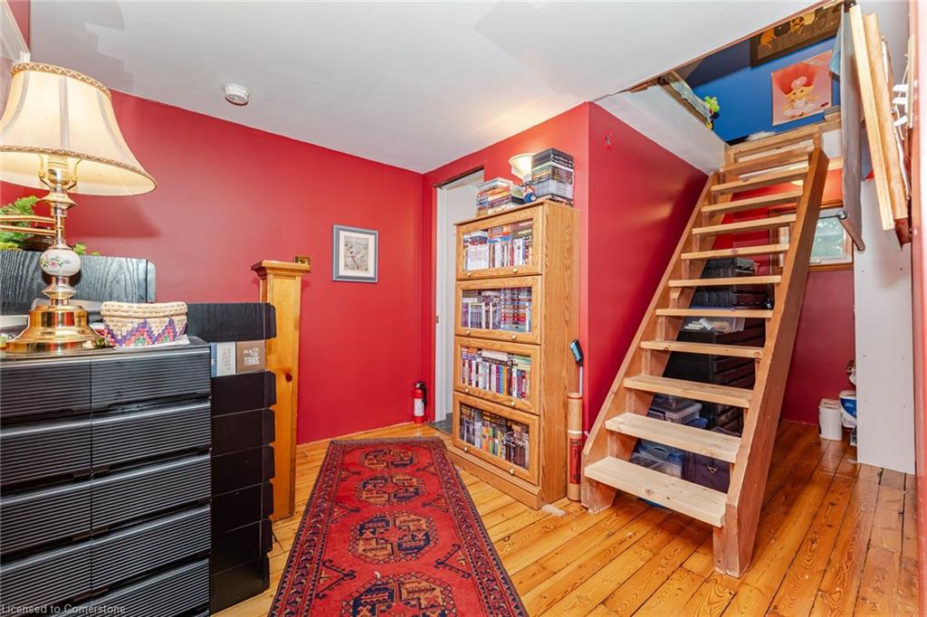 24 Hillcrest Avenue Property Photo 10