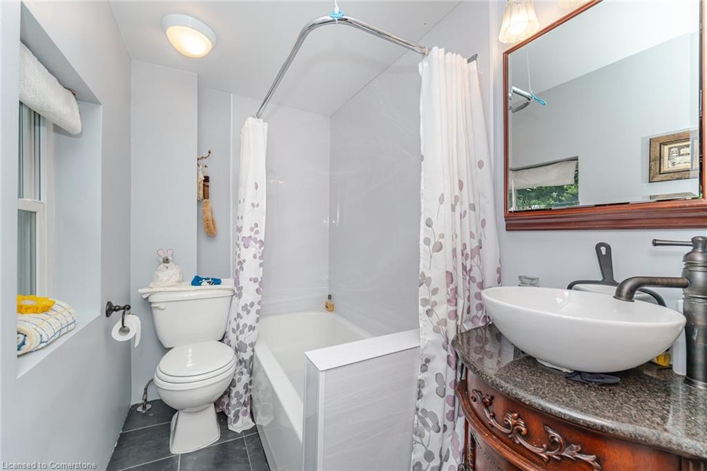 24 Hillcrest Avenue Property Photo 13