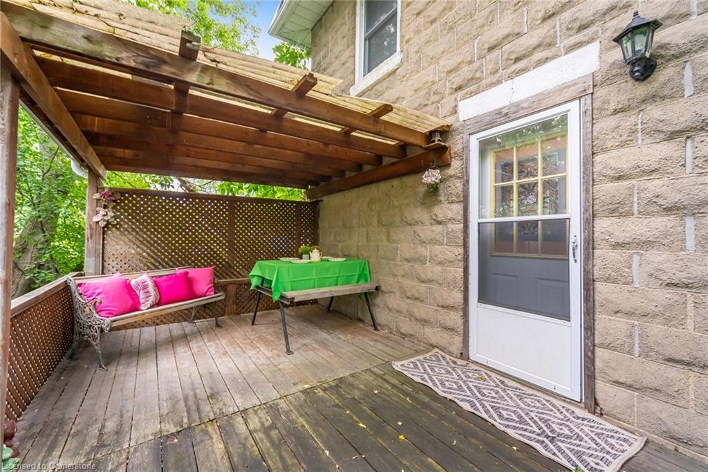 24 Hillcrest Avenue Property Photo 16