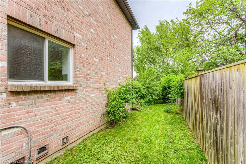 383 Burnett Avenue Property Photo 7