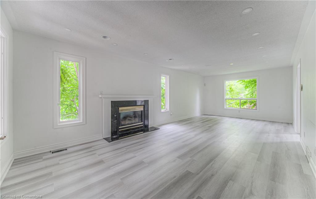 383 Burnett Avenue Property Photo 11
